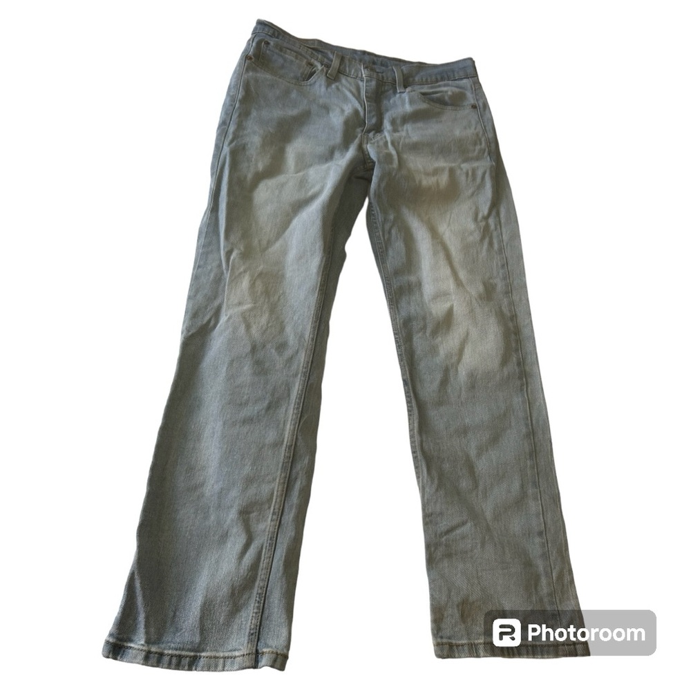 Levi’s light wash jeans 514